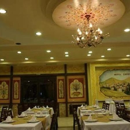 Hotel Sziátiszta Kültér fotó